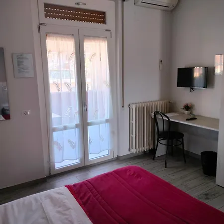 Il Grillo Di 3* Florença